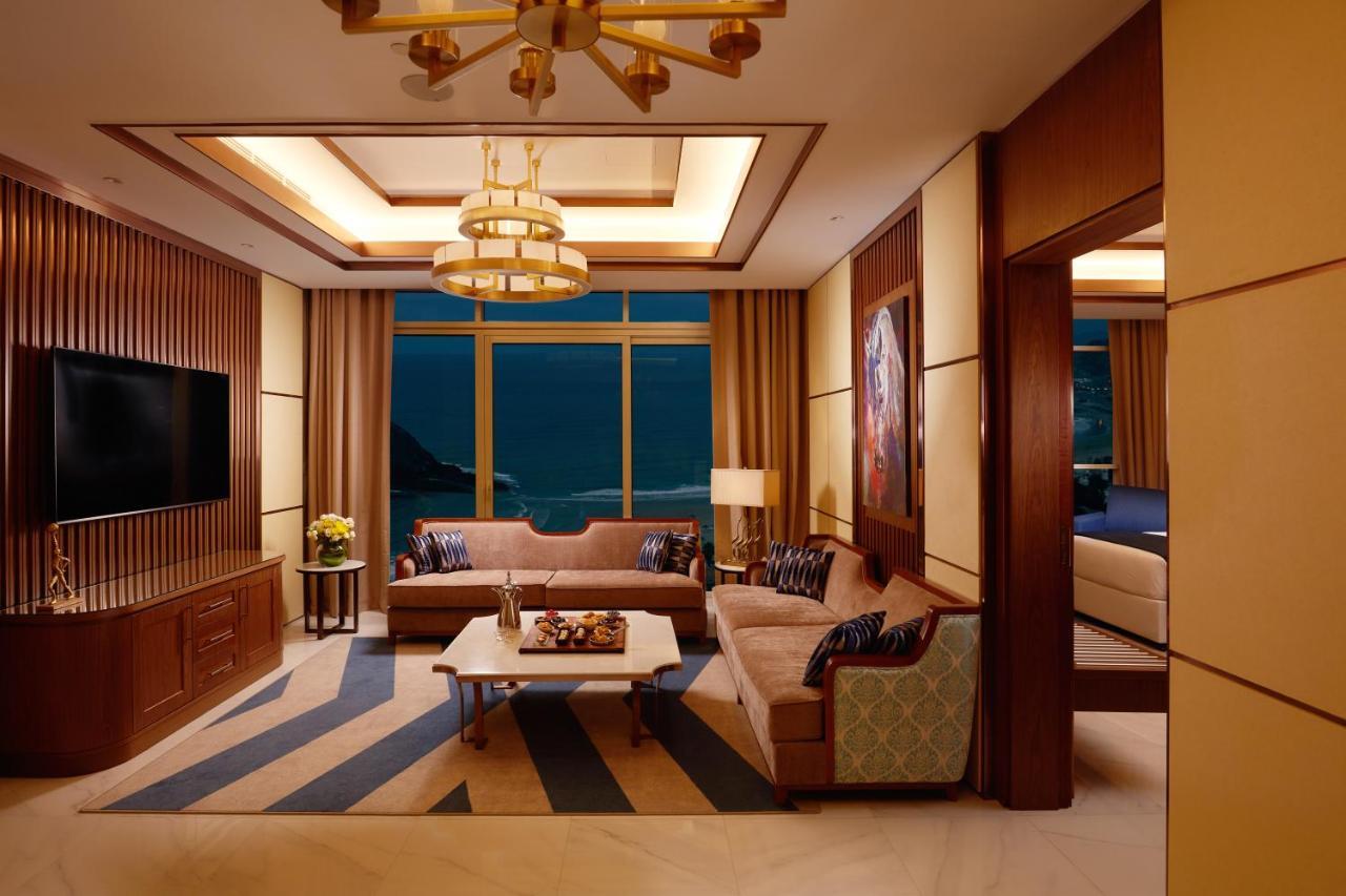 Royal M Al Aqah Beach Resort By Gewan 外观 照片 A suite at the hotel