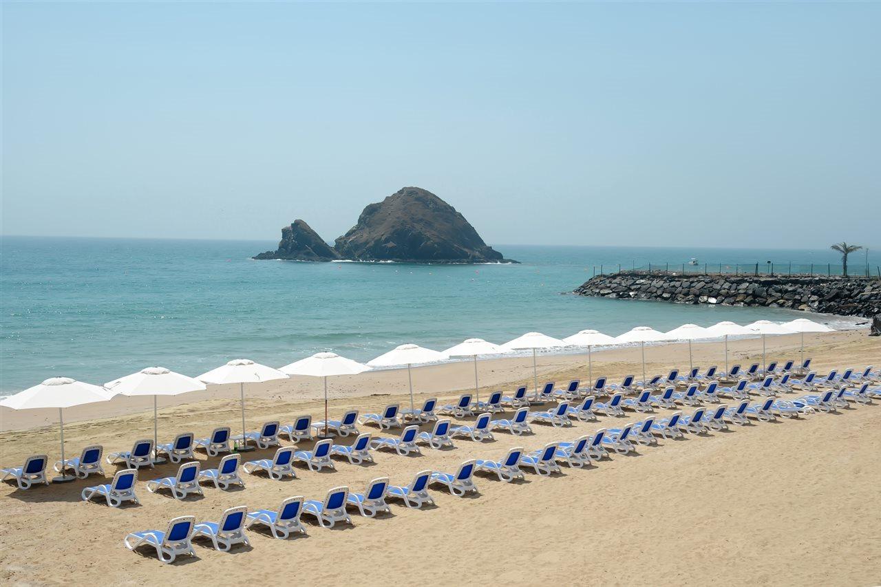 Royal M Al Aqah Beach Resort By Gewan 外观 照片 Playa de Sabinillas